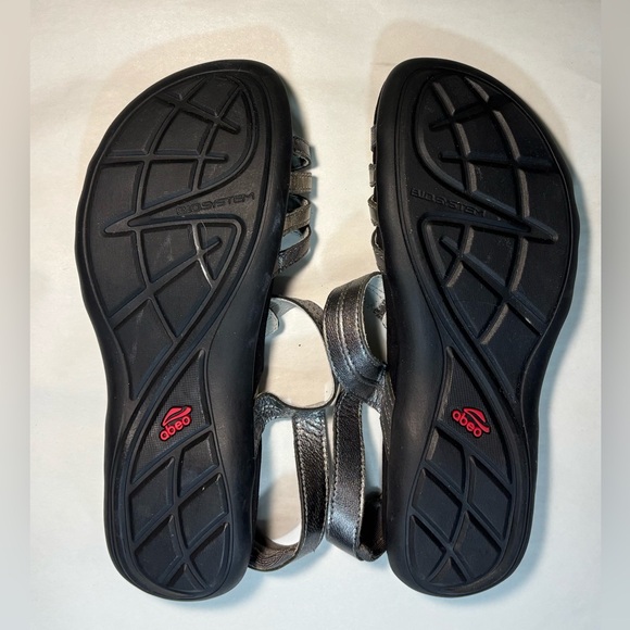 Abeo Bio Systems Women's Metallic 2 Toned Silver Strappy Adjustable Sandals New - Picture 4 of 7